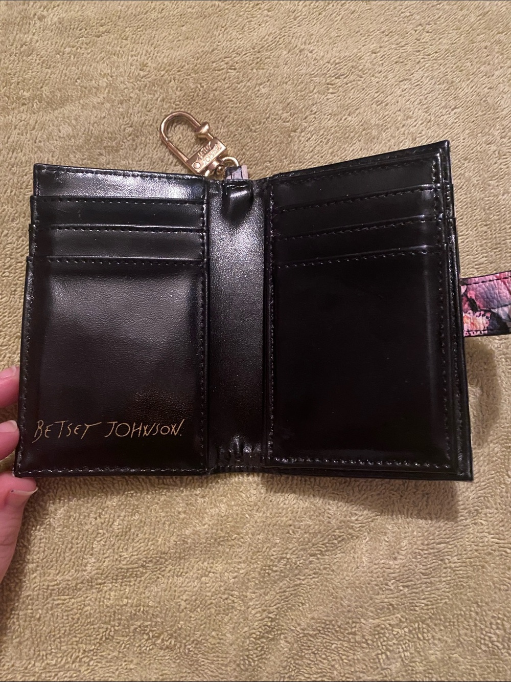 Betsey Johnson Floral Wallet - Picture 4 of 8